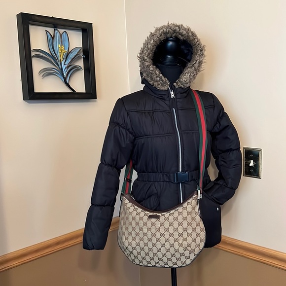 Gucci Handbags - Gucci Beige GG Supreme Canvas Crossbody with Green-Red Web Strap